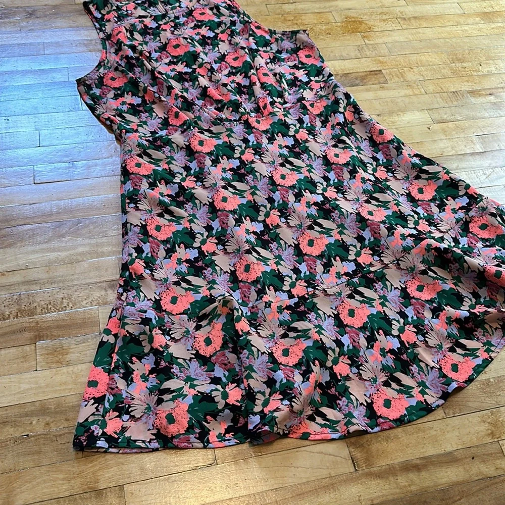 J. Crew Mercantile Floral Dress - Picture 3 of 11